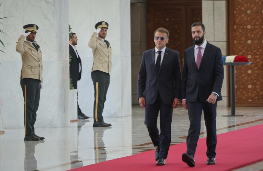 ماكرون: فرنسا تدرس دعم سوريا بقوات خاصة لمكافحة الإرهاب