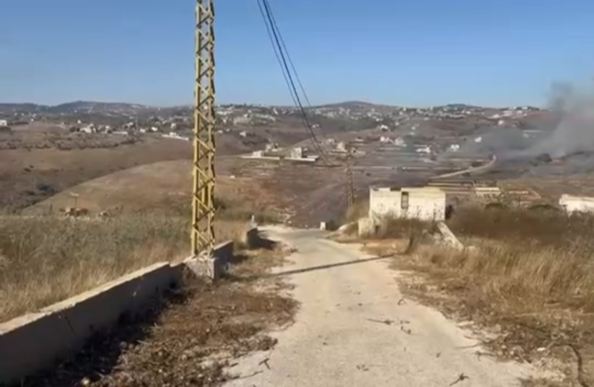 القوات الإسرائيلية تحرق أحراجا وأراضي زراعية في بلدة حولا جنوب لبنان