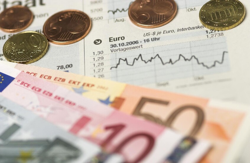 الولايات المتحدة وأوروبا تراهنان على 23.6 تريليون دولار لاستعادة سيادتهما الصناعية