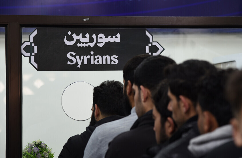 قبرص تسحب صفة اللجوء عن 95 شخصا وترفض آلاف طلبات السوريين