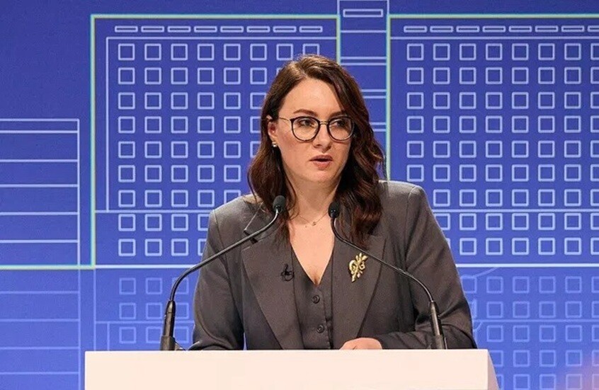 البرلمان الأوكراني يقبل استقالة رئيسة الوزراء يوليا سفيريدينكو في تعديل حكومي مفاجئ