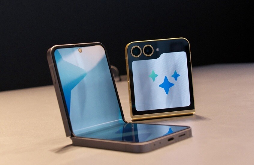 سامسونغ تحضّر لإطلاق "Galaxy Z Flip" القابل للطي
