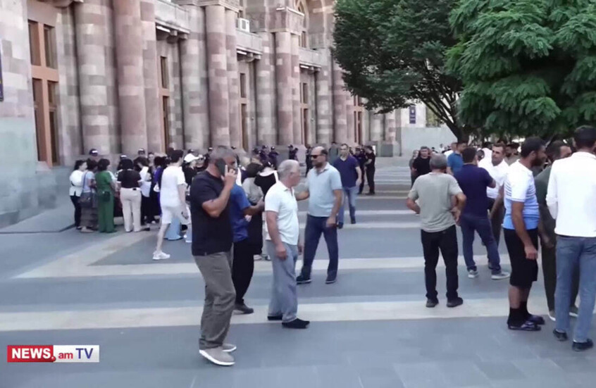 يريفان.. احتجاج مربي الأسماك على ممارسات الحكومة التي أدت لإغلاق السوق الروسية أمام منتجاتهم