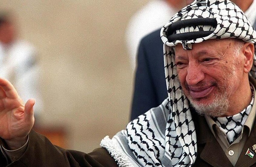 "أنا وياسر عرفات".. كتاب مصري جديد يكشف ما لا يعرفه كثيرون عن حياة أبو عمار
