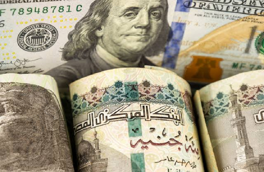 لماذا ارتفعت ديون مصر من 48 إلى 165 مليار دولار؟ رئيس الوزراء السابق يجيب