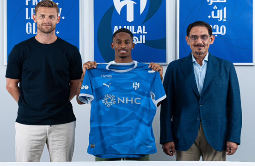 رسميا.. الهلال السعودي يحسم تعاقده مع الجناح الهولندي سومرفيل