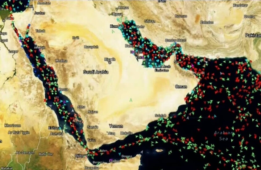 وزير خارجية إيران: سنطالب برسوم في هرمز مثل مصر في قناة السويس وبنما وتركيا وكندا