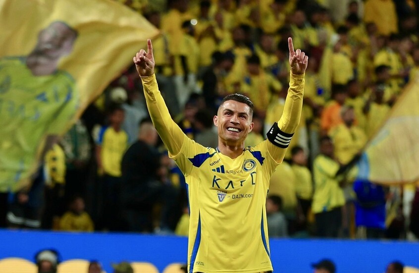 بعد تأخر التحاقه بمعسكر "العالمي" في لشبونة.. رونالدو يفاجئ النصر بقرار جديد