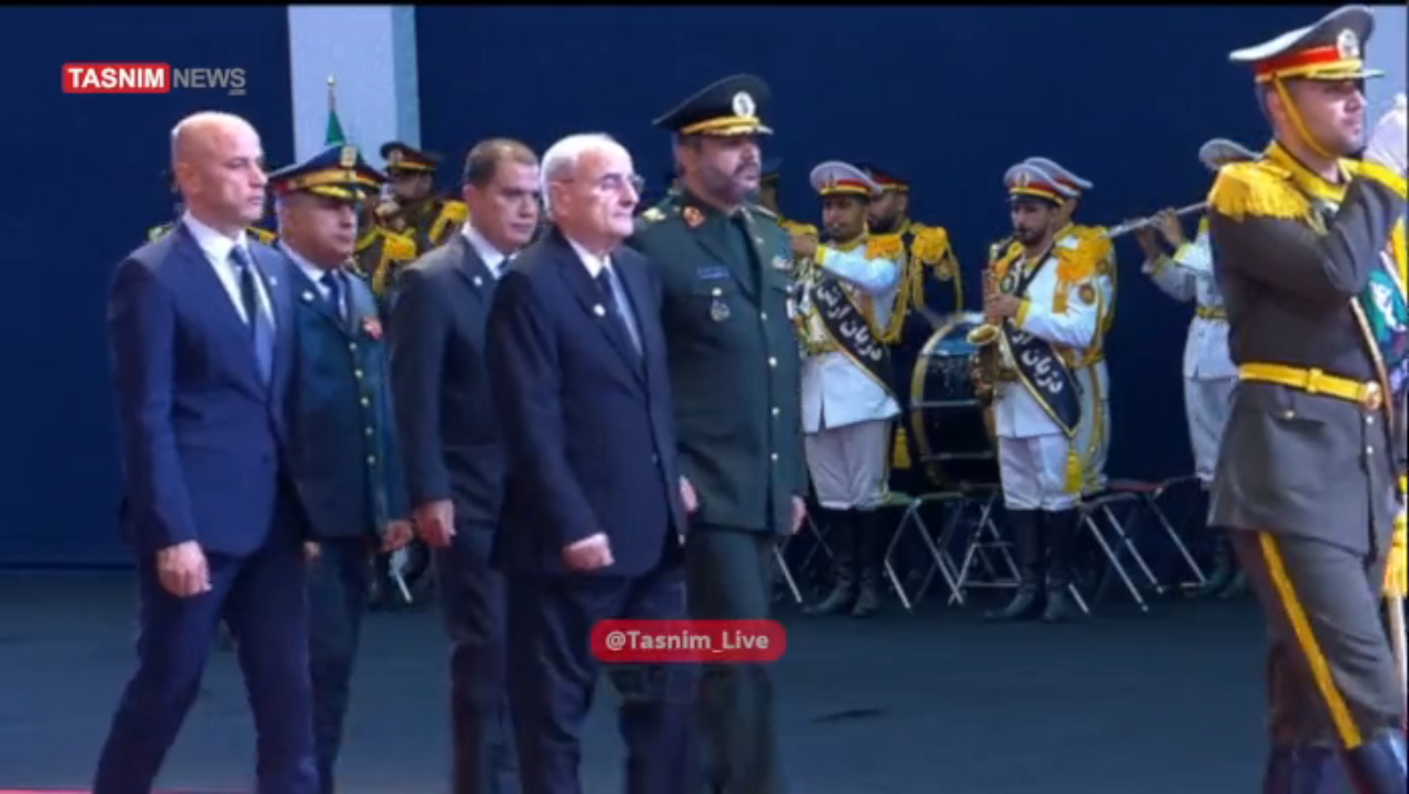 وزير الدفاع اللبناني يصل إلى طهران للمشاركة في مراسم تأبين المرشد الإيراني الراحل