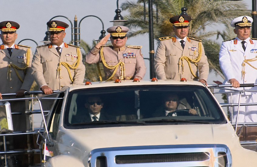 بالفيديو.. مصر تفتح أكثر المواقع حيوية بالبلاد بعرض عسكري مهيب