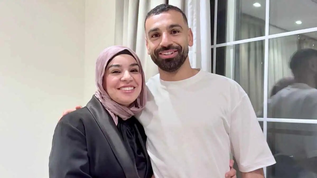 رد فعل شقيقة محمد صلاح عند تسجيله ركلة الترجيح يخطف الأنظار (فيديو)