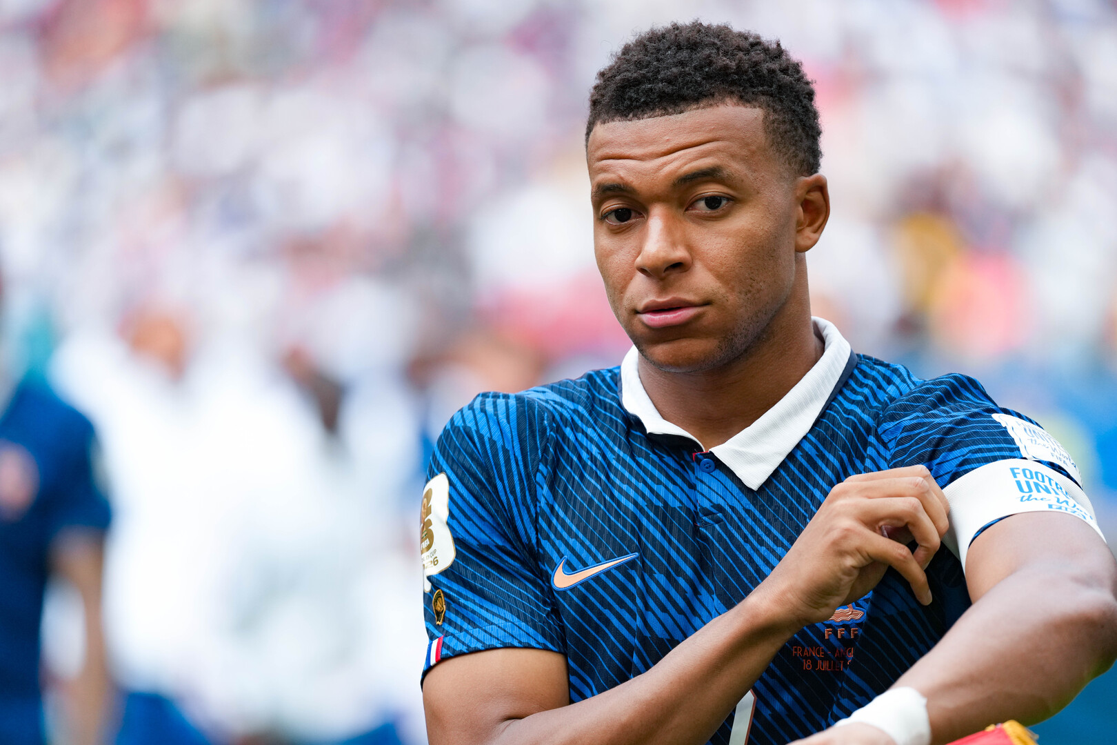 مبابي يودع ديشامب برسالة مؤثرة ويكشف أمنيته التي لم تتحقق