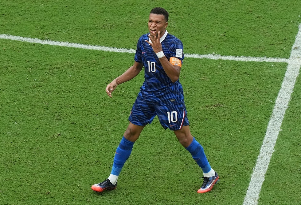 مبابي يفوز بجائزة "الحذاء الذهبي" في مونديال 2026