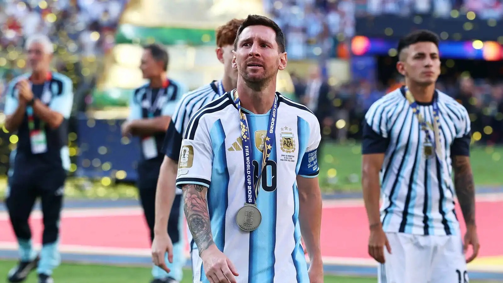 زميل ميسي يتحدث عن موقف "ليو" من اعتزال اللعب الدولي