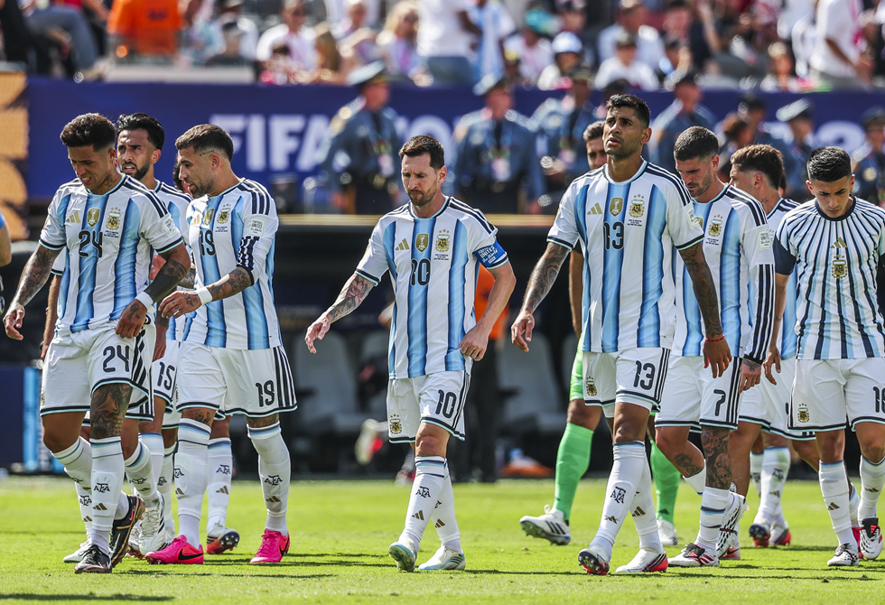 الكشف عن هدية ميسي لزملائه عقب خسارة نهائي كأس العالم 2026