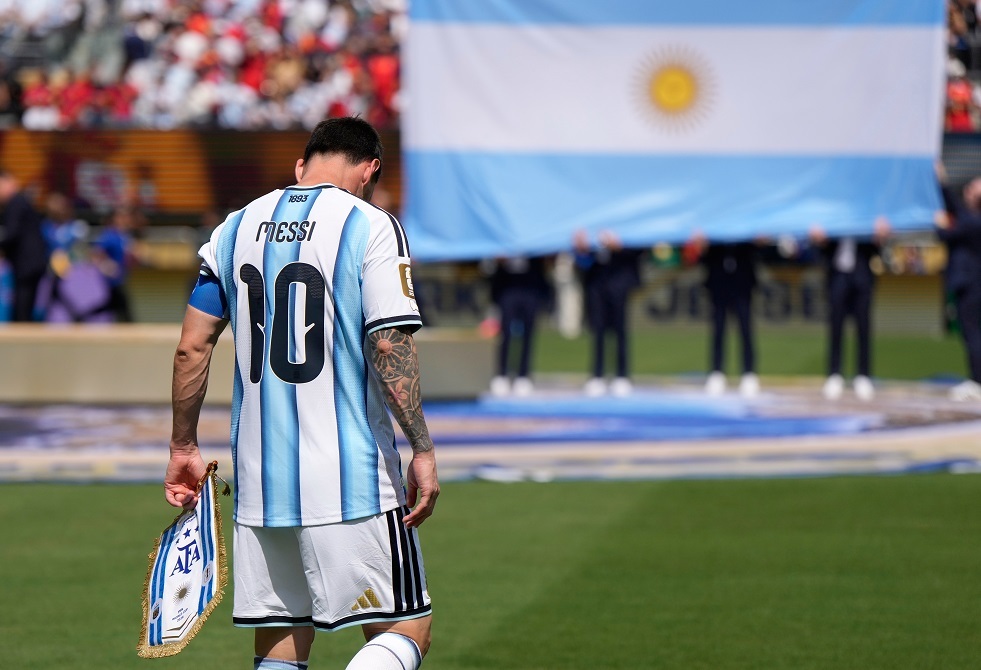 فيفا يفتح تحقيقا مع لاعبي الأرجنتين بسبب أحداث شهدها مونديال 2026