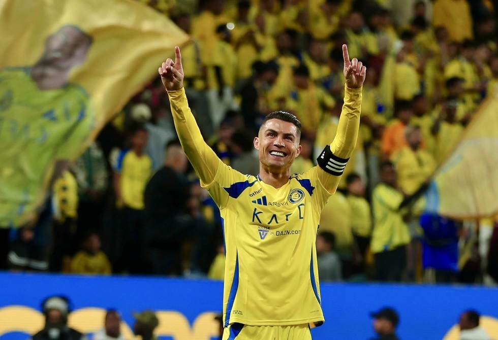 بعد تأخر التحاقه بمعسكر "العالمي" في لشبونة.. رونالدو يفاجئ النصر بقرار جديد