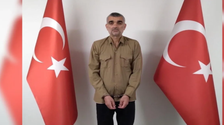 الاستخبارات التركية تلقي القبض على قيادي في داعش نشط بين تركيا وسوريا الاستخبارات التركية تلقي القبض على قيادي في داعش نشط بين تركيا وسوريا