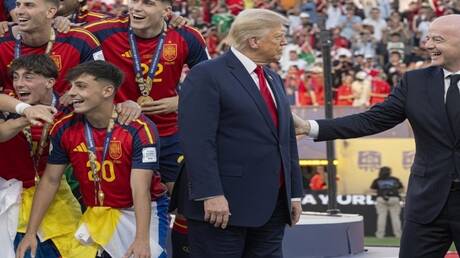فيفا تستبعد ترامب من الصورة الرسمية لتتويج إسبانيا بكأس العالم
