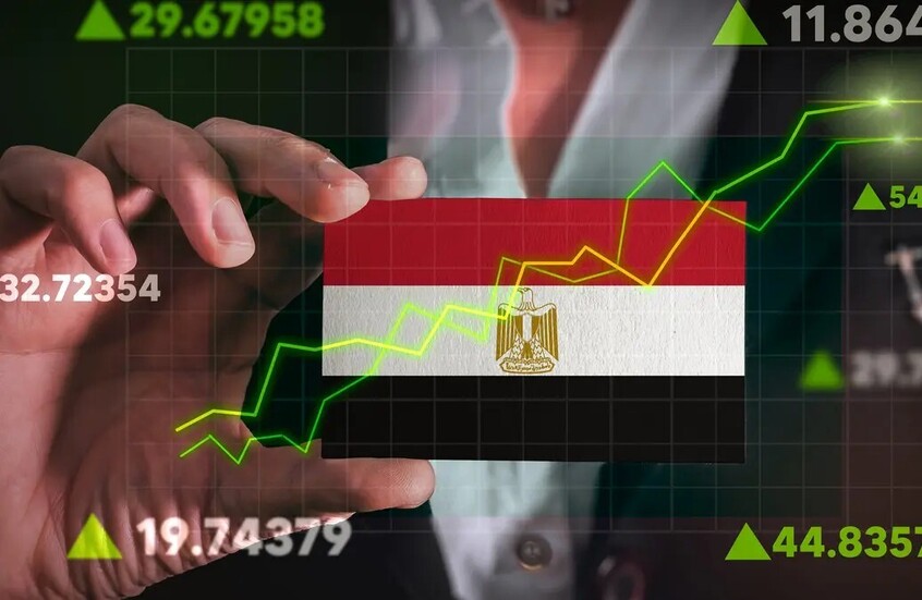 مصر.. البنك المركزي يعلن ارتفاع احتياطياته وكبح صعود الدولار