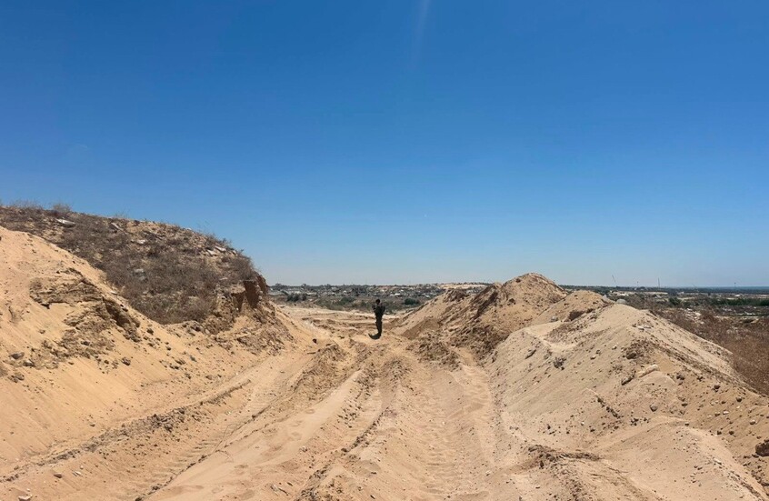 "قناة 12": الجيش الإسرائيلي يبحث تنفيذ انسحابات موضعية من مناطق في غزة ونشر جنود ضمن قوات الاستقرار