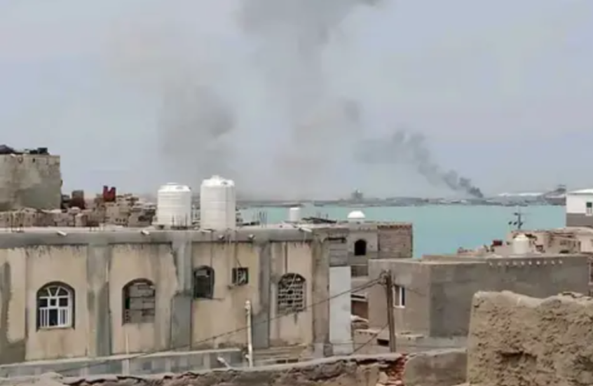 الحوثيون يعلنون استهداف "تحشيدات سعودية" في المخا جنوب غربي اليمن