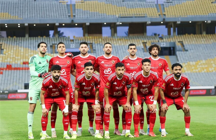 برسالة مثيرة.. سيراميكا كليوباترا يعلن التعاقد مع لاعب الأهلي رسميا