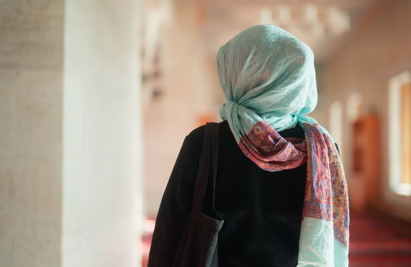 دعوى قضائية ضد مدرسة بسبب رحلة إلى مسجد في أمريكا!