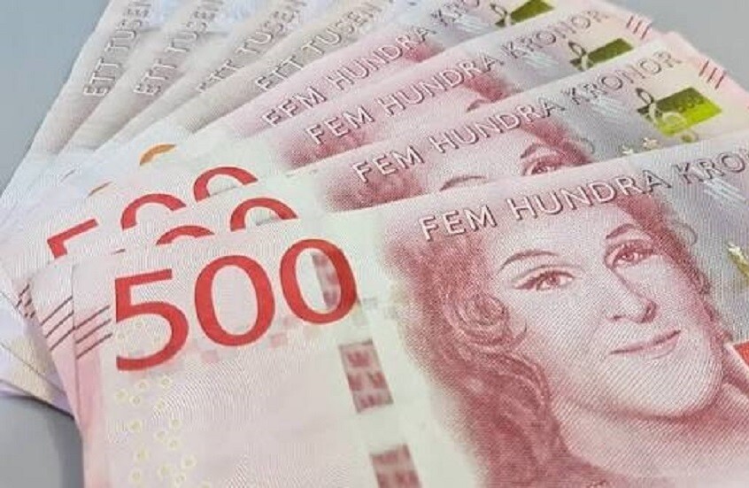 الكرونة السويدية تسجل أسوأ أداء بين عملات مجموعة العشر