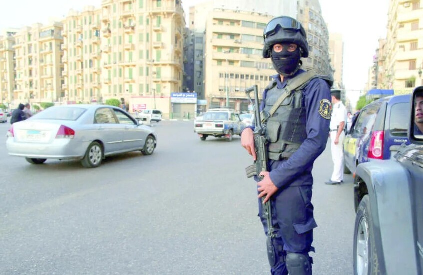 مصر.. تحرك ضد مسؤولين بسبب صناع محتوى