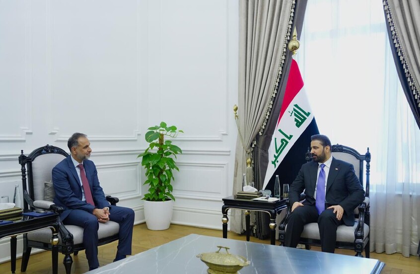 السفير البريطاني يتهم فصائل عراقية بتهديد دول الجوار