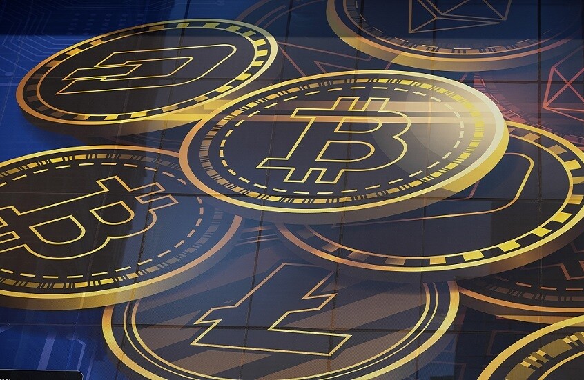 "بتكوين" تتجاوز 80 ألف دولار مع ضعف الدولار ومخاوف بشأن قيمته