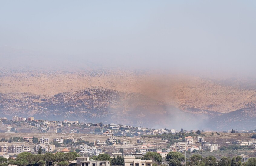مشاهد توثق تفجيرا إسرائيليا  ضخما في بني حيان جنوبي لبنان