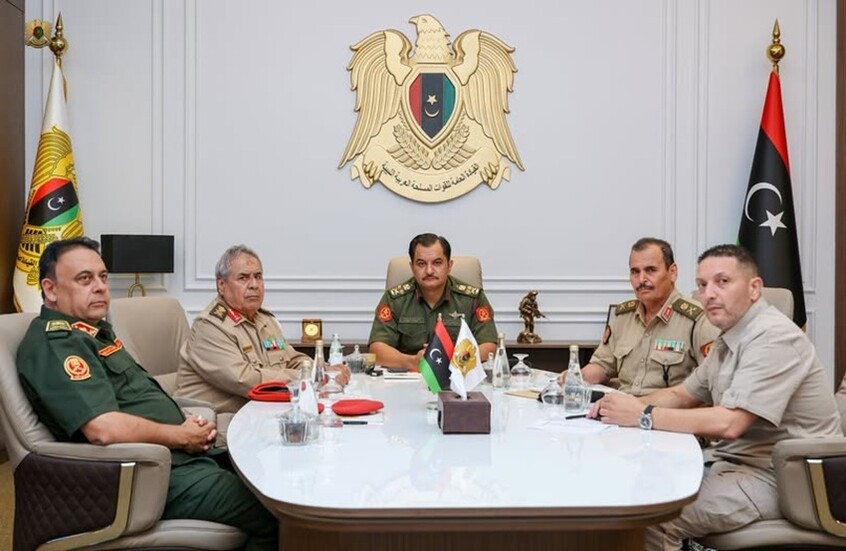 تقديم صدام حفتر بصفة عسكرية جديدة