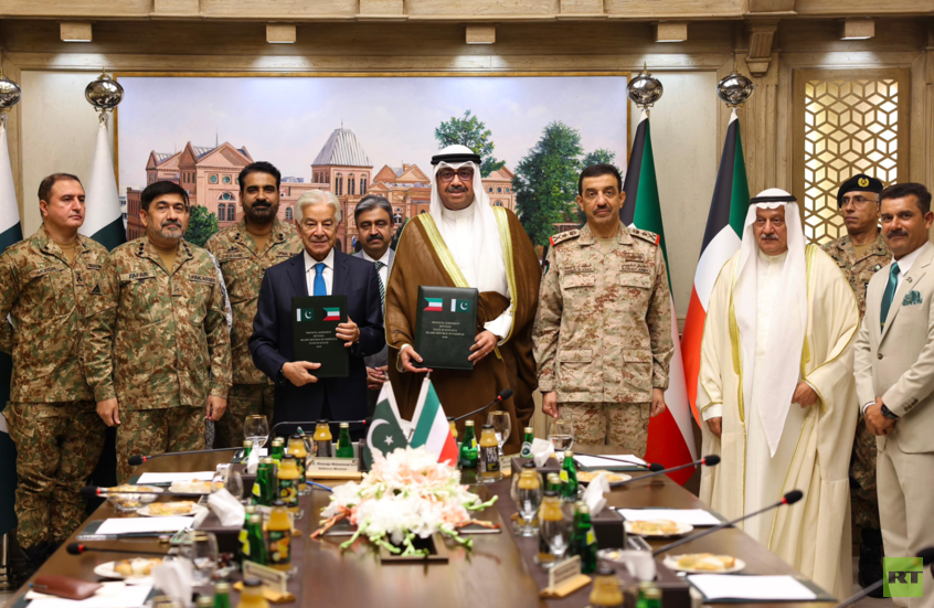 وزارة الدفاع الكويتية تعلن إبرام اتفاقية للدفاع والتعاون العسكري المشترك مع باكستان (فيديو)