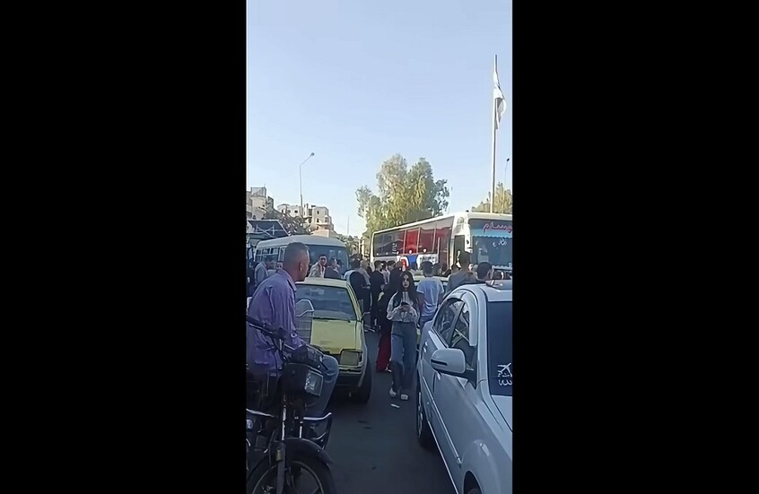 سوريا.. إغلاق طريق دمشق السويداء وعرقلة امتحانات الدورة الاستثنائية لطلاب المحافظة (فيديو+صور)
