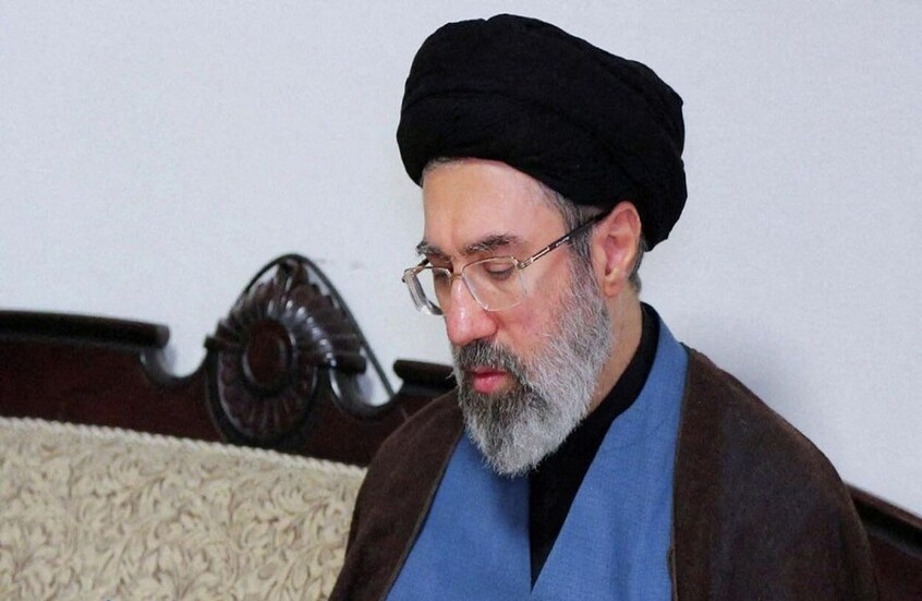 رسالة من خامنئي يؤكد فيها اقتراب انتصار الإسلام