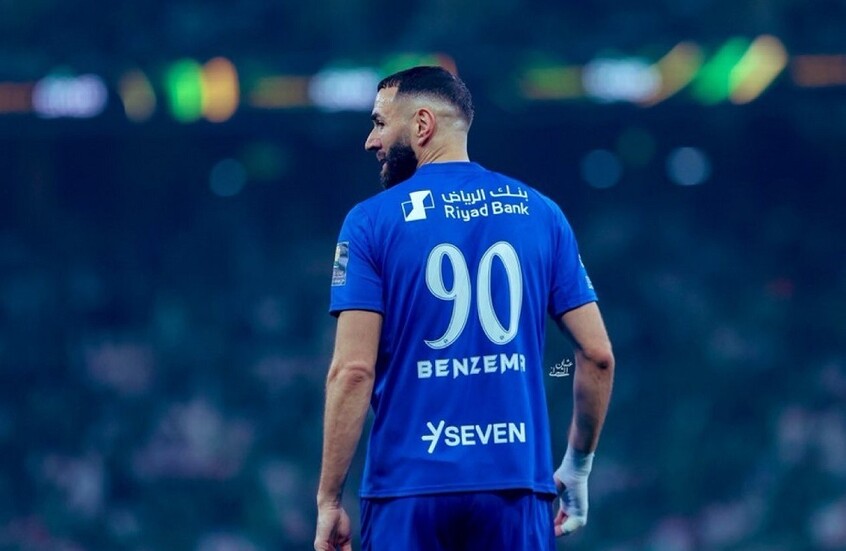 أحداث متسارعة ومفاجئة.. الهلال يفسخ عقد بنزيما