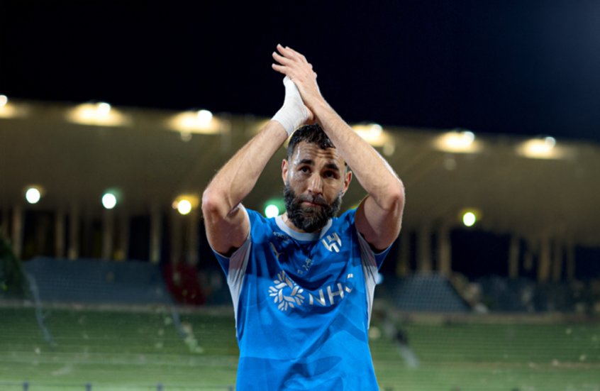 الهلال السعودي يعلن فسخ تعاقده مع كريم بنزيما