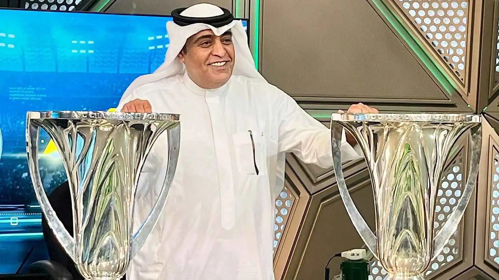 رسالة إلى الوليد بن طلال.. وليد الفراج يعلق على انضمامه إلى قنوات روتانا (صورة)