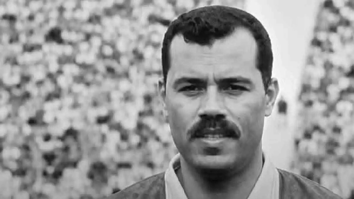وفاة حكم مغربي شارك في كأس العالم