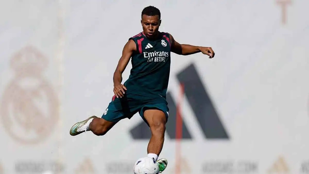 مبابي أمام فرصة لكتابة تاريخ جديد مع ريال مدريد