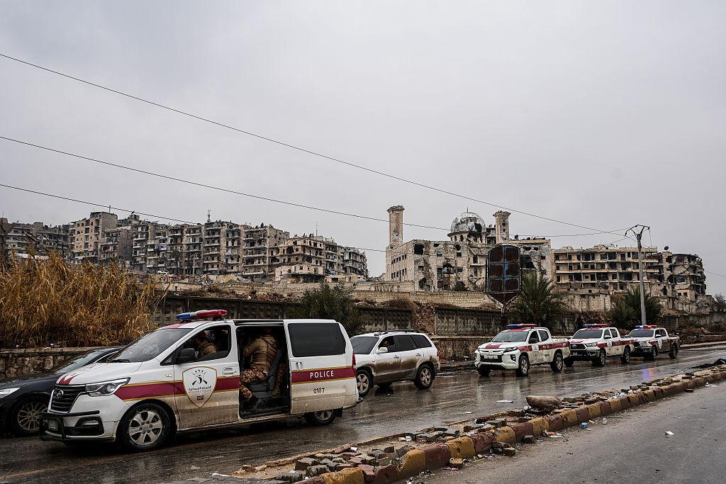 الأمن السوري يحل لغز جريمة قتل إمام مسجد في ريف حلب بطريقة وحشية