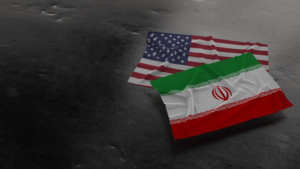 "للنساء ضعف الرجال".. إيران تعلن عن مكافآت مالية كبيرة لمن يأسر جنودا أمريكيين