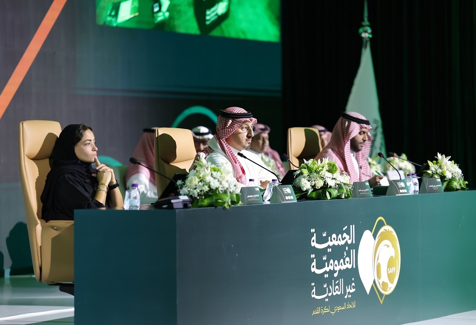 بدر الرزيزاء رئيسا للاتحاد السعودي لكرة القدم.. أول تعليق له بعد تزكيته