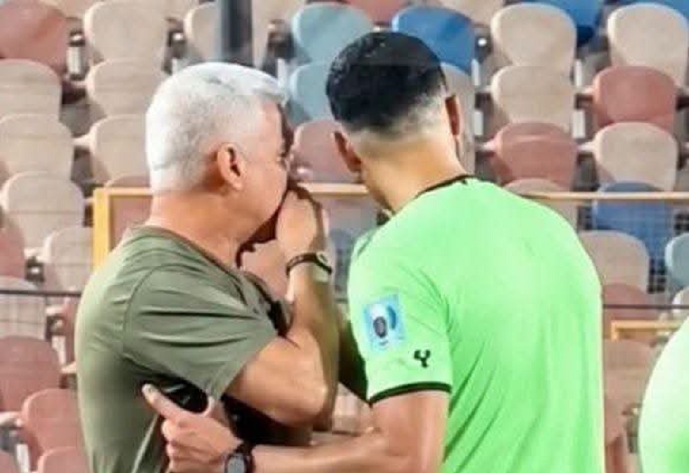 تسريب عن "فضيحة" التحكيم.. الـ(VAR) يكشف حديث وائل جمعة مع الحكم محمد معروف