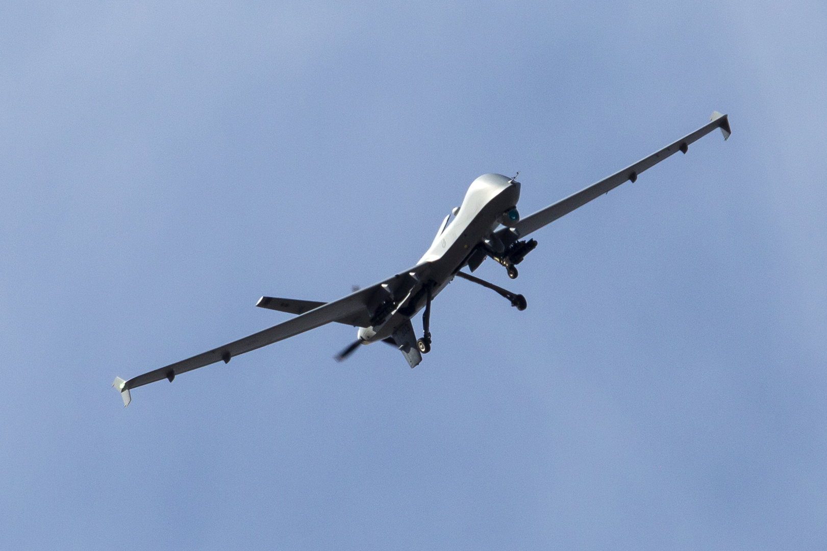 الحرس الثوری الإیرانی: اعترضنا وأسقطنا طائره مسیره من طراز "MQ-9"