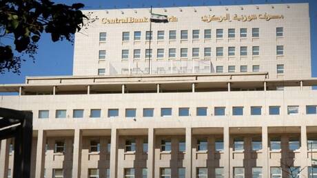 حاكم مصرف سوريا المركزي يحسم الجدل حول الدفع ببطاقات 