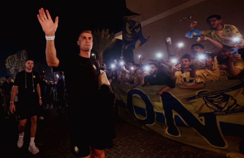 موقف غريب لرونالدو في جدة قبل كلاسيكو النصر والاتحاد