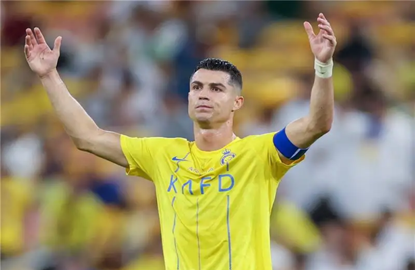 "هذا ما تعلمته من الرقابة؟".. اتحاد جدة السعودي يسخر من رونالدو بعد حسم لقاء الكلاسيكو